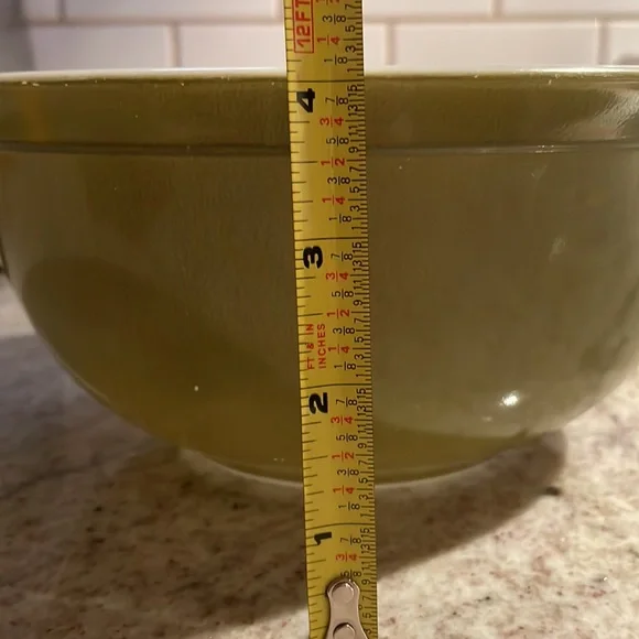 Vintage Pyrex Bowl Avocado Green 2.5quart - Picture 7 of 14